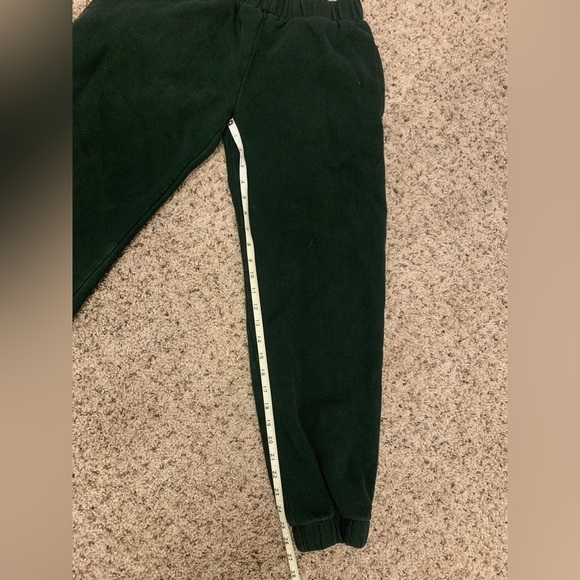 Brandy Melville Green Sweatpants - Picture 6 of 7
